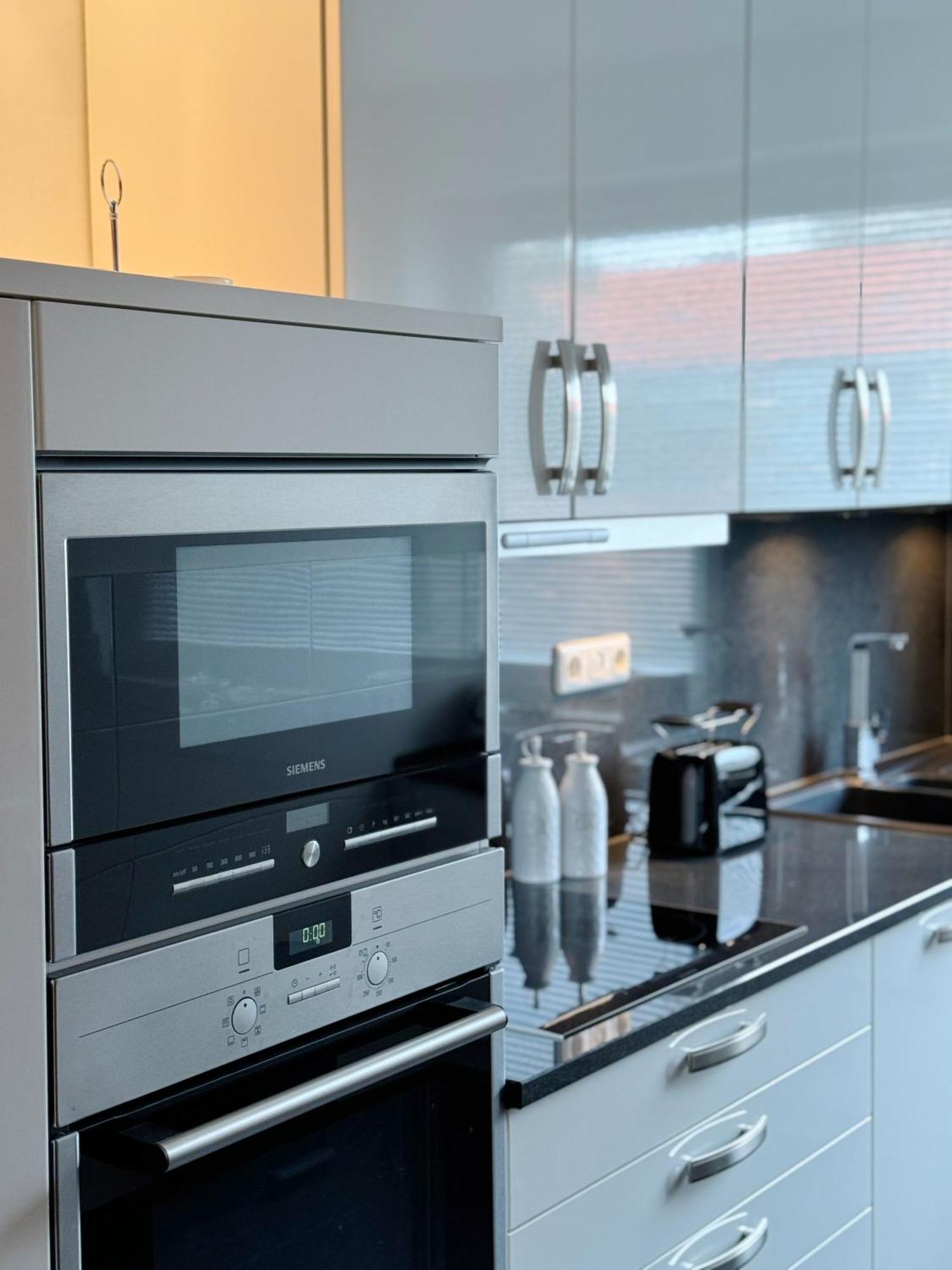 90M2 I Central I Netflix I Wifi I Free Parking I Lia Apartments Hanóver Exterior foto