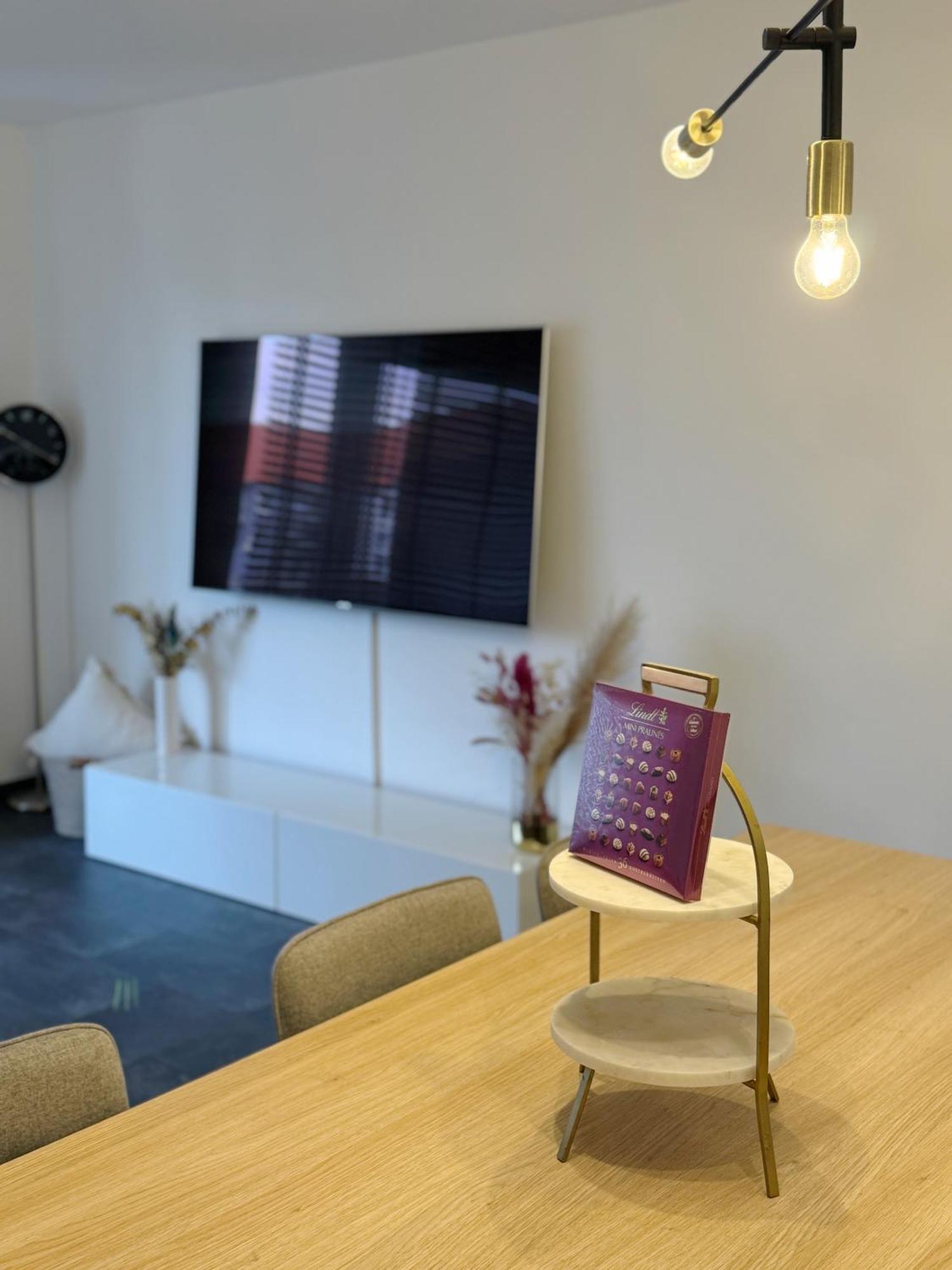 90M2 I Central I Netflix I Wifi I Free Parking I Lia Apartments Hanóver Exterior foto