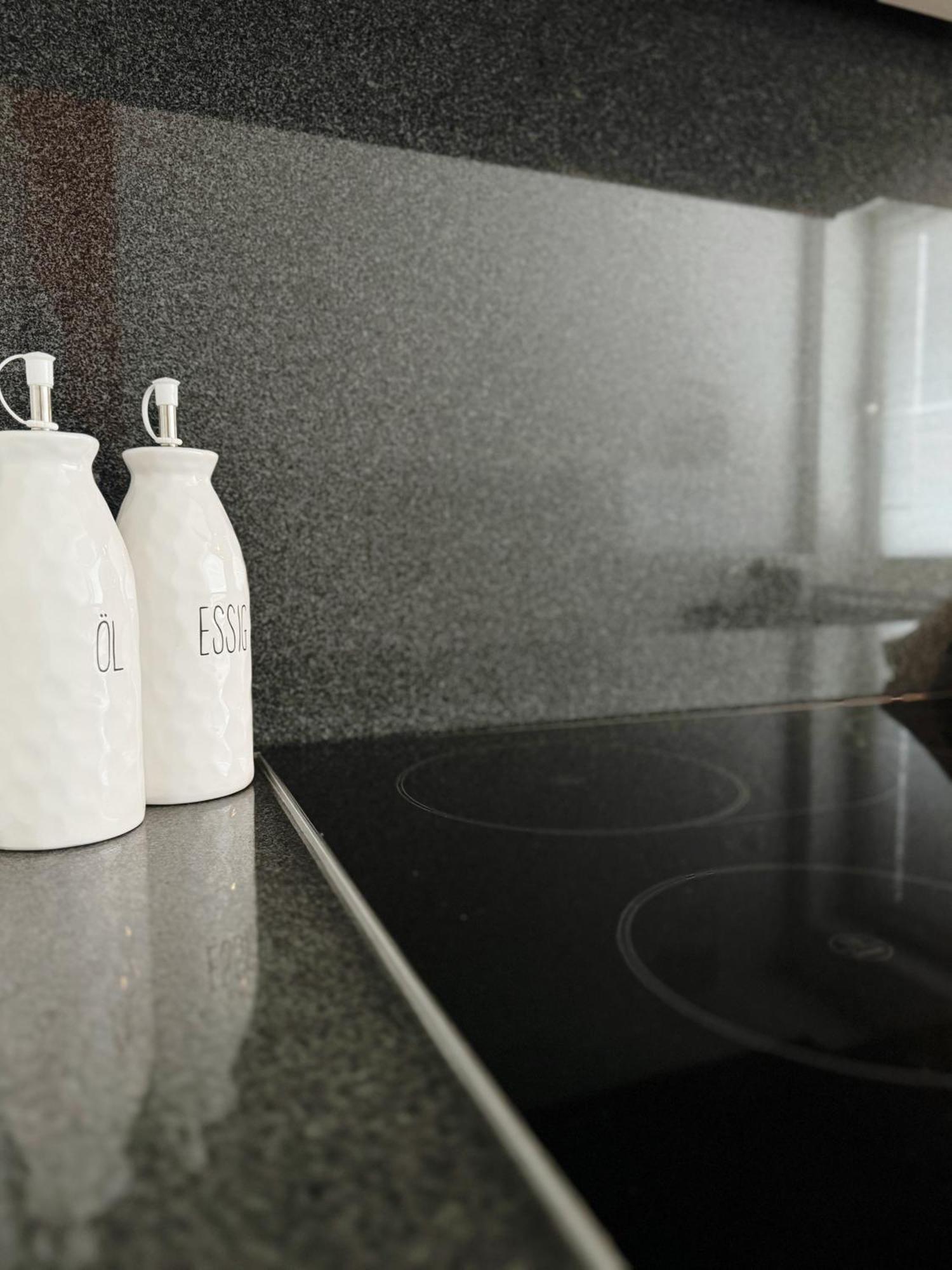 90M2 I Central I Netflix I Wifi I Free Parking I Lia Apartments Hanóver Exterior foto